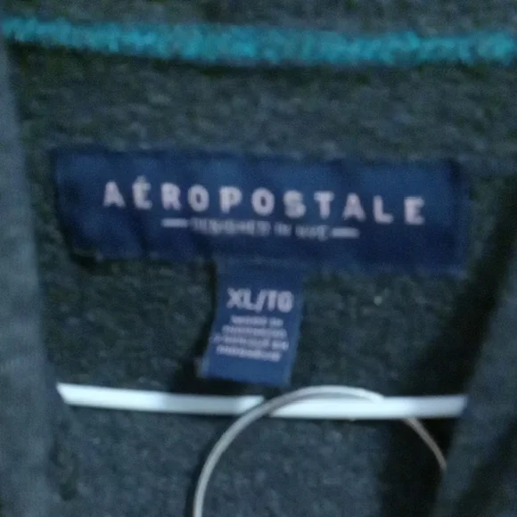 Aeropostale Hoodie and Camouflage Pants Set - Picture 4 of 4